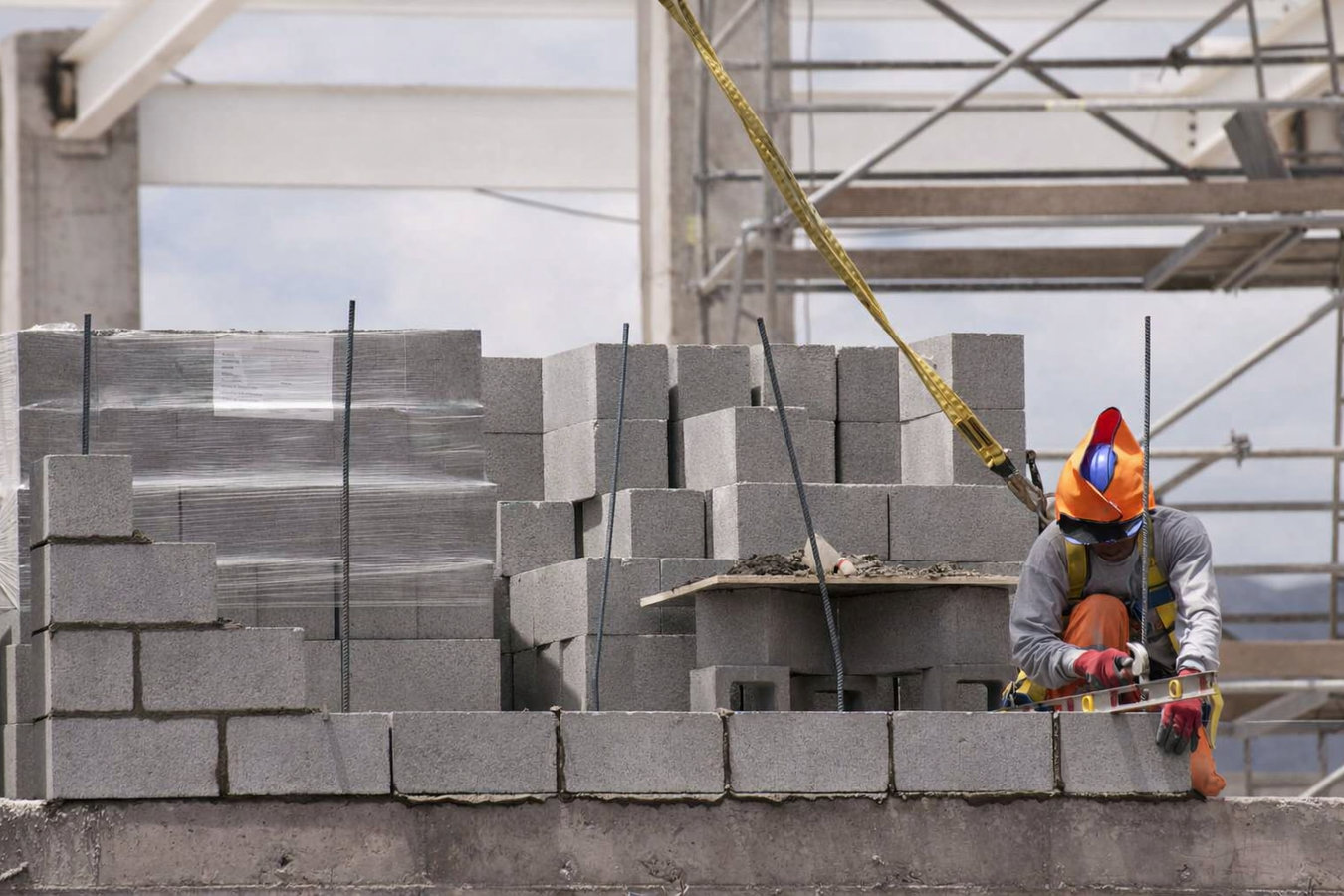 Foundation block wall installation